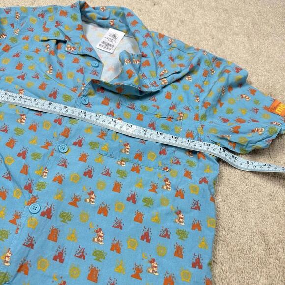 Exclusive Disney Vacation Club Member Only Moonlight Magic Button Down Shirts S - Picture 6 of 8